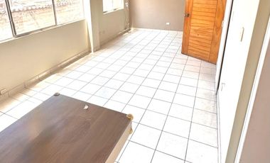 VENDO BONITO BUEN PRECIO - DPTO DE 02 HAB LISTO PARA MUDARSE EN SURCO -URB VISTA ALEGRE