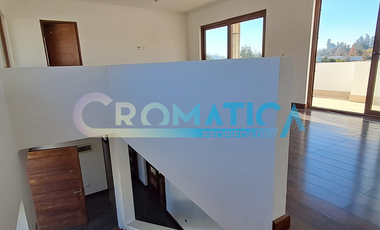 Casa Mediterránea En Condominio, Sector Las Mercedes