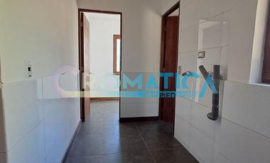 Casa Mediterránea En Condominio, Sector Las Mercedes