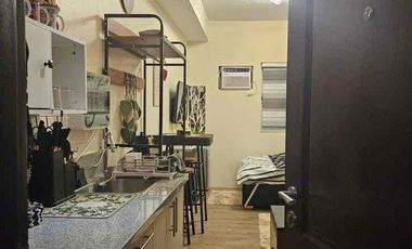 Fullerton Suites