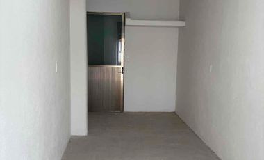 CASA CON LOCAL EN RENTA EN RINCONADAS DEL VENADO