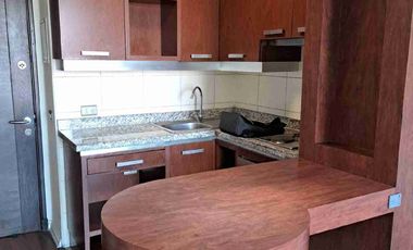 Arriendo lindo Departamento en Morande 580