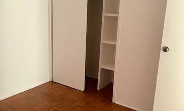 Renta de casa con amplio jardín privado y 3 recámaras, 2 estacionamientos