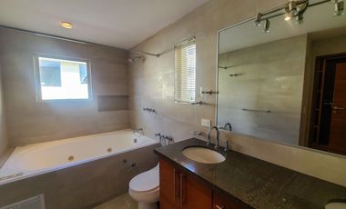 Casa en RENTA en Miravalle – Urbanización San Isidro II