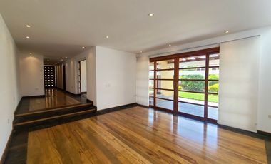Casa en RENTA en Miravalle – Urbanización San Isidro II