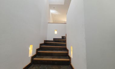 Casa en RENTA en Miravalle – Urbanización San Isidro II