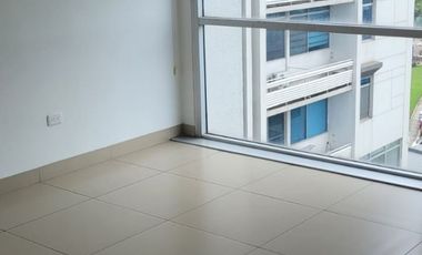 Alquilo Elegante departamento Samborondon  Área 240.metros
