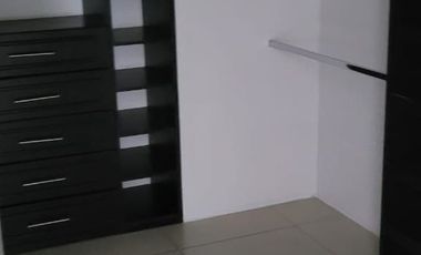 Alquilo Elegante departamento Samborondon  Área 240.metros