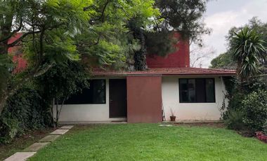 ENCANTADORA CASA EN RENTA EN LOMAS ALTAS
