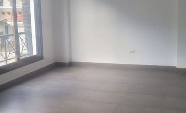 Alquilo elegante departamento en Samborondon Área 155 metros