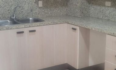 Alquilo elegante departamento en Samborondon Área 155 metros