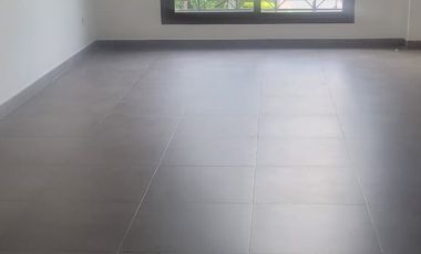Alquilo elegante departamento en Samborondon Área 155 metros