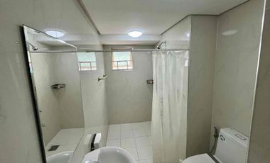 🛋 𝟏-𝐁𝐄𝐃𝐑𝐎𝐎𝐌 𝐂𝐎𝐍𝐃𝐎 𝐅𝐎𝐑 𝐑𝐄𝐍𝐓 – 𝐌𝐀𝐑𝐐𝐔𝐄𝐄 𝐑𝐄𝐒𝐈𝐃𝐄𝐍𝐂𝐄, 𝐀𝐍𝐆𝐄𝐋𝐄𝐒 𝐂𝐈𝐓𝐘, 𝐏𝐀𝐌𝐏𝐀𝐍𝐆𝐀 🏙️