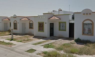 CASA EN VENTA EN C. Bosque de Sauces  Jardines del Bosque, Los Mochis, Sinaloa