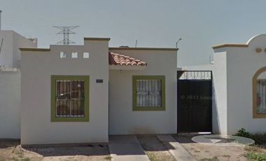 CASA EN VENTA EN C. Bosque de Sauces  Jardines del Bosque, Los Mochis, Sinaloa