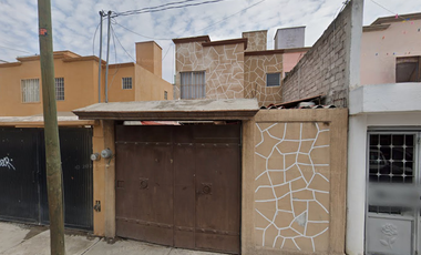 Casa en venta en Santa María Magdalena, Querétaro JP