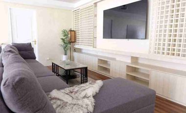 McKinley Garden Vilas, 3br big unit with parking for rent