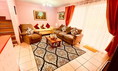 Casa 3 pisos, en condominio. Excelente ubicación 2 min. ruta 68. Pudahuel