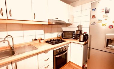 Casa 3 pisos, en condominio. Excelente ubicación 2 min. ruta 68. Pudahuel