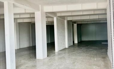 RENTA BODEGA COMERCIAL A UN LADO DE CENTRAL DE ABASTOS ECATEPEC, ESTADO DE MÉXICO.