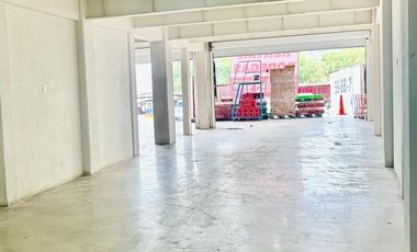 RENTA BODEGA COMERCIAL A UN LADO DE CENTRAL DE ABASTOS ECATEPEC, ESTADO DE MÉXICO.