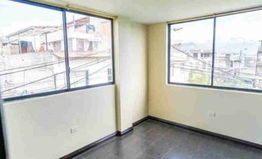 Casa Rentera de VENTA, Unica oportunidad a 1 cuadra de la Av. Mariscal Sucre