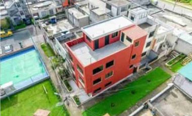 Casa Rentera de VENTA, Unica oportunidad a 1 cuadra de la Av. Mariscal Sucre