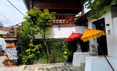 Guesthouse strategis 13  Kamar pencetak cuan Taman Sari Kerobokan Bali