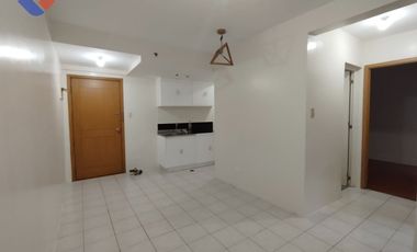 SPACIOUS CONDO!! Lions Park, Parañaque