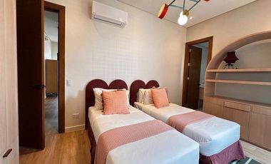 FOR SALE FULLY FURNISHED HOUSE IN BF HOMES