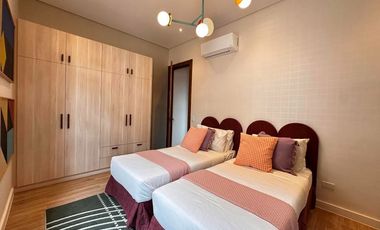 FOR SALE FULLY FURNISHED HOUSE IN BF HOMES