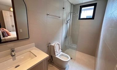 FOR SALE FULLY FURNISHED HOUSE IN BF HOMES