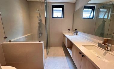 FOR SALE FULLY FURNISHED HOUSE IN BF HOMES