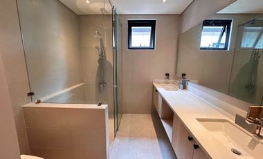 FOR SALE FULLY FURNISHED HOUSE IN BF HOMES