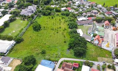 Land 11 rai in San Kam Phaeng for Sale