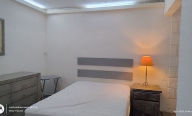 Amueblada con servicios a una cuadra de Paseo del Conquistador
