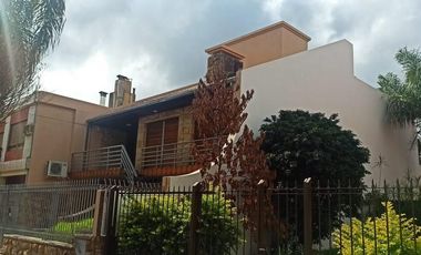 VENTA CHALET 6 AMBIENTES CON PILETA Y COCHERA RAMOS MEJIA