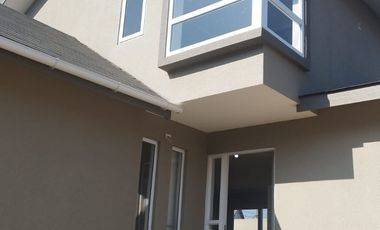 Nueva Casa En Arriendo La Cruz Quillota!