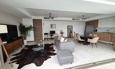 Condominio de Lujo tipo Lock-off, 4 Recámaras, 4 Baños!