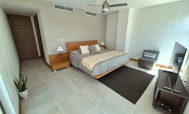 Condominio de Lujo tipo Lock-off, 4 Recámaras, 4 Baños!