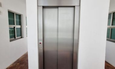 Condominio de Lujo tipo Lock-off, 4 Recámaras, 4 Baños!
