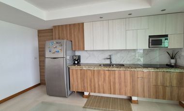 Condominio de Lujo tipo Lock-off, 4 Recámaras, 4 Baños!