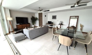 Condominio de Lujo tipo Lock-off, 4 Recámaras, 4 Baños!