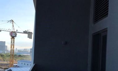 3 Bedrooms Garden Suite Condo with parking  for rent in  Mandani Bay Mandau City Cebu