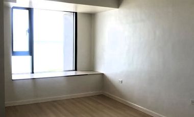 3 Bedrooms Garden Suite Condo with parking  for rent in  Mandani Bay Mandau City Cebu