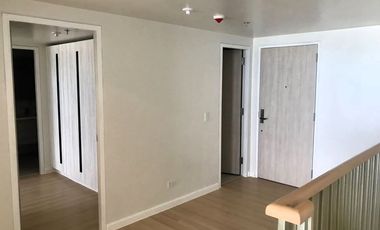 3 Bedrooms Garden Suite Condo with parking  for rent in  Mandani Bay Mandau City Cebu