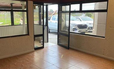 LOCAL ACCESO LOMAS SAN SEBASTIAN