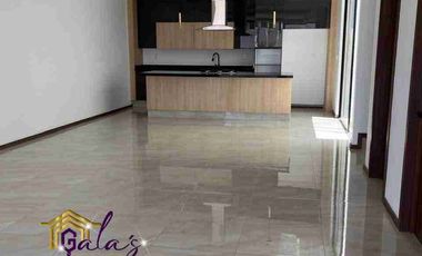 ESTRENA,  5 HABITACIONES CON BAÑO PROPIO!!