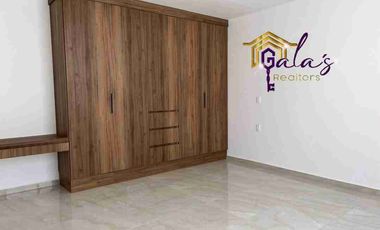 ESTRENA,  5 HABITACIONES CON BAÑO PROPIO!!