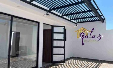 ESTRENA,  5 HABITACIONES CON BAÑO PROPIO!!